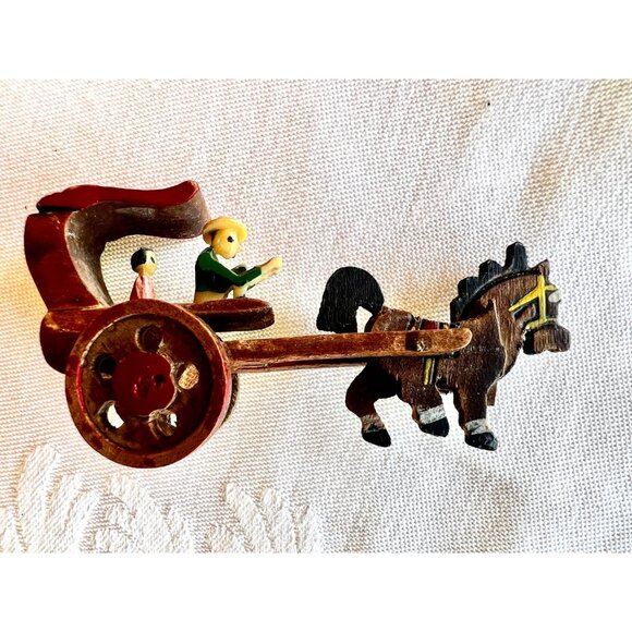 Set of 3 Miniature Vintage Japan Stagecoach Wagon Surrey Buggy Cart with Horses. - Picture 4 of 10